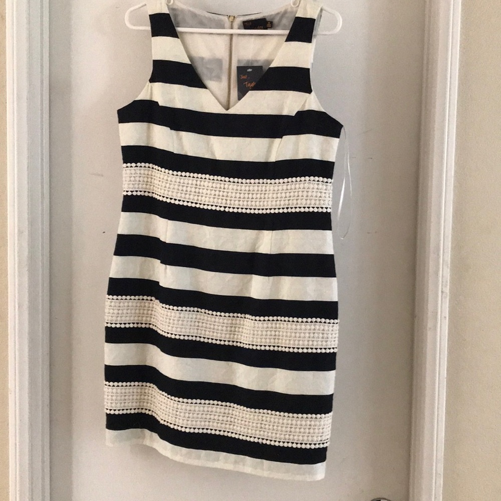 Very cute black and white dress